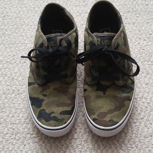 Camouflage Vans